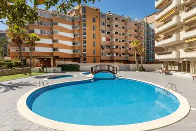 Image de Confortable appartement pour 4 personnes avec piscine, Wifi, Tv, terrasse et animaux admis