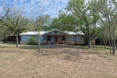 Image de Debbie's House: 2 miles from the river, 5 bedroom, 2 bath, sleeps 22