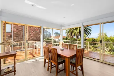 Image de Charming 2-Bed Townhouse 5-Min From Beach