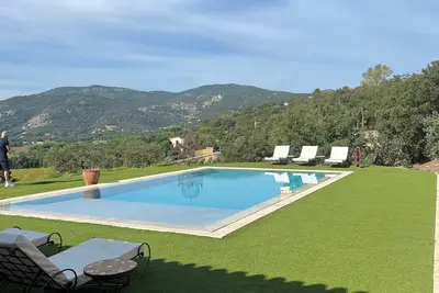 Image de Villa standing Plan de la Tour proche Sainte Maxime et Saint Tropez