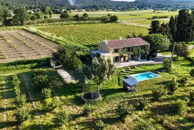 Image de Jolie Maison de Campagne Climatisée, Piscine Chauffée, vue Mont Ventoux, pétanque