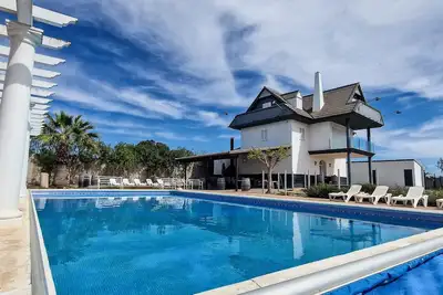 Image de Chalet Independiente con Piscina en Montoro