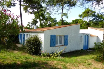 Image de Villa Plain-Pied avec Wifi, Proche Mer et Commerces, 3 Chambres, Patio Privé et Parking – La Palmyre