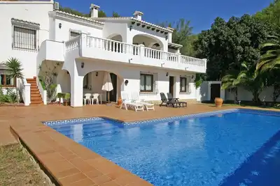 Image de Villa Classique à Moraira avec Piscine Privée, Proche Plage, Capacité 10 Pers