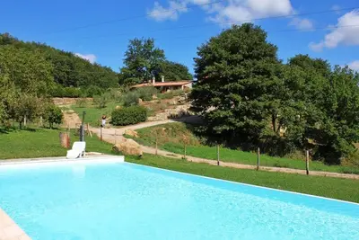 Image de Alloro, traditional farmhouse with pool, relax and enjoy the Tuscan countryside