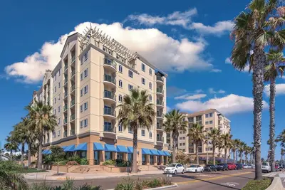 Image de Wyndham Oceanside Pier Resort | 3br Suite