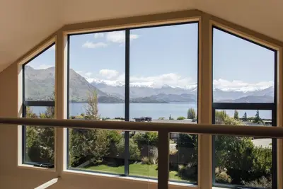 Image de Tawhiri - stunning views in paradise