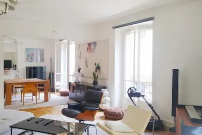 Image de Moderne et Spacieux Appartement Entier 2 chambres