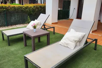 Image de Precioso Bajo en Jardines de Nuevo Vera muy Cerca de la Piscina Comunitaria!