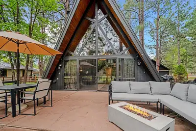 Image de Scenic Golf | Cozy Vibes | Ev Plug | Loft