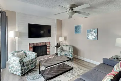 Image de Madeira Beach Yacht Club 343h | Balcony, Pool + Dock Access
