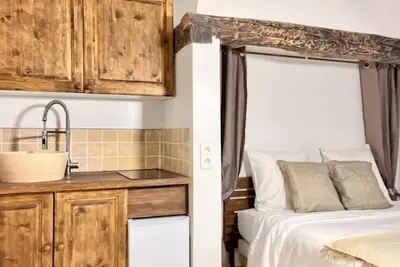 Image de Le Chêne • Studio Provençal à Mougins • Clim • 2p