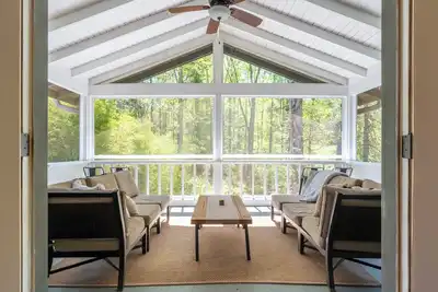 Image de Woodland Retreat - 15 min to Dt Asheville