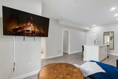 Image de Pet Friendly Apartment w/ Free Underground Parking