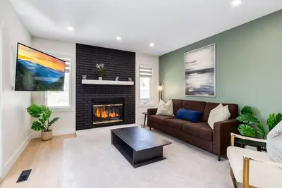 Image de Pet Friendly Unit in Sw Calgary