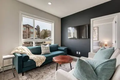 Image de Pet Friendly Apartment w/ Free Underground Parking