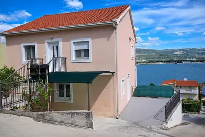 Image de Maison de vacances Slatine pour 1 - 13 personnes avec 5 chambres à coucher - Maison de vacances