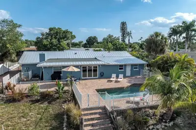 Image de 3bed + 2bath, Boat Dock and Pool, Bring trailer, jet skis or Rv