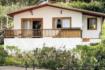 Image de Casa Eve Hotel 1 bedm suite w/ living rm on the water\nBreakfast and Dinner incl.