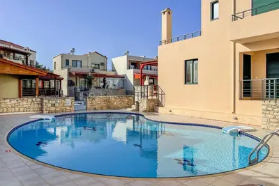 Image de Villa Evgenia︱A Plain Lodge w\/Pool in the Village