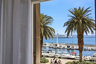 Image de Three Bedroom Apartment