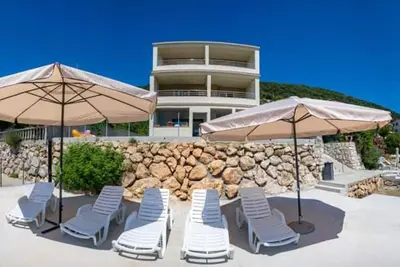 Sea View Apartment 1