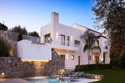 Image de Magnificent Crete Villa | 4 Bedrooms | Villa Ánthos | Two Large Private Pools & Jacuzzi | Bbq | Close to the Beach | Rethymno