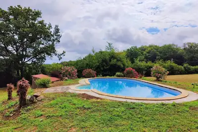 Image de Cambes la Douce - Maison de vacances Ă la campagne