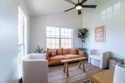 Image de Modern Cozy Home near Beach, Owa & Ball Parks