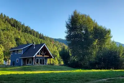 Image de Quail Run River View Cottage!