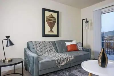 Image de Sleepover: Secluded 1bd/1ba + Gym - Okc\n