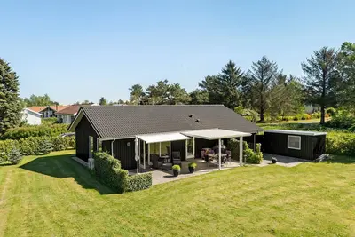 Maison confortable à Farsø avec WiFi