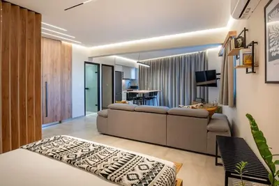 Image de Cozy apartment super close to Old town of Rhodes with sea view.