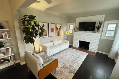 Image de Cozy Home in College Cultural