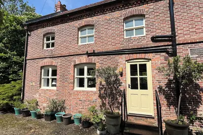Image de The Old Barn, pet friendly, character holiday cottage in Glentham