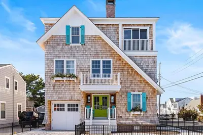 Image de Stunning Ocean-Side 4 Bedroom Property with a Hot Tub and Endless Views