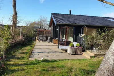 Image de Lovely cottage with shelter and nature