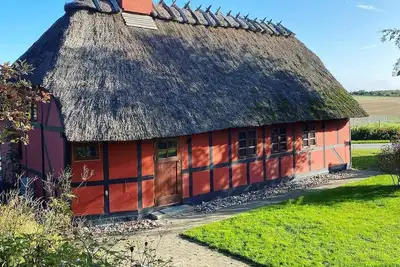 Image de Charming cottage in the best H. C. Andersen style