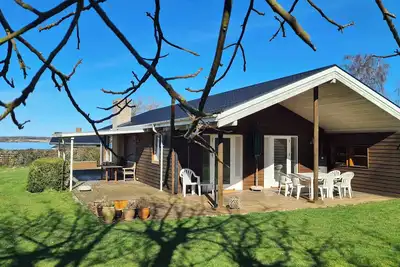 Image de Sunset Lodge with view over Grønsund
