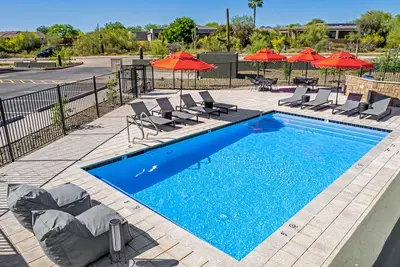 Image de Macallister Luxe 1008 | Close to Golf |Heated Pool