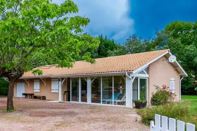 Image de belle villa 3000 M2 parc clos 7' de l'océan 1 'des commerces, piscine zodiac