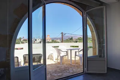 Image de Villa Elaiona in countryside with mountain views