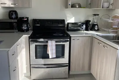 Image de Cozy 8-Person Retreat In Gated Community Near Shops & Beaches!