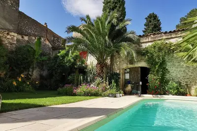 Image de Maison de Charme, Jardin Exotique et Piscine Proche Pont-du-gard et Uzès