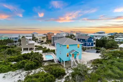 Image de Fall Availability! Bikini Bottom - Private Pool! North Cape! Short Walk to the Beach!