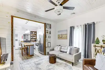 Image de Cozy Carterville Home: 3 Mi to Crab Orchard Lake!