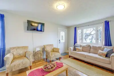 Image de Inviting Vacation Home: 2 Mi to Mill Creek Falls!
