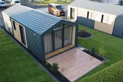 Image de Tiny-House \"Im Grünen\" - Land Zeit - get your tiny moment