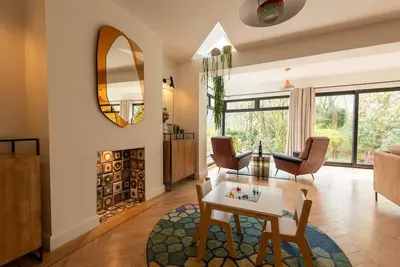 Image de Pass the Keys | Acorn Lodge · Luxury Retreat In a Stunning Oasis With Hot Tub