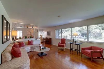 Image de Cozy 3br home by the medical center